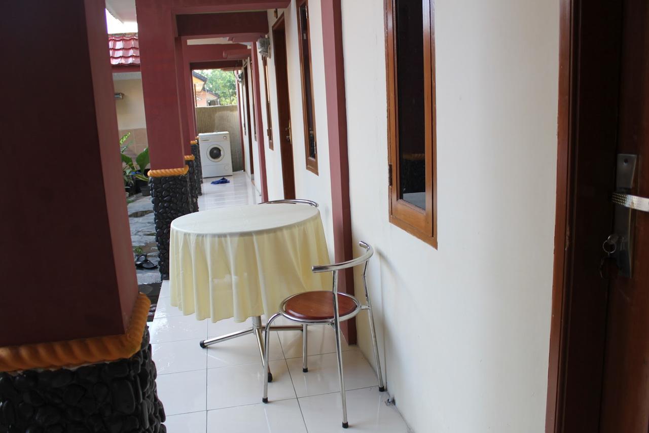 Pondok Cemara Hotel Medan Eksteriør billede