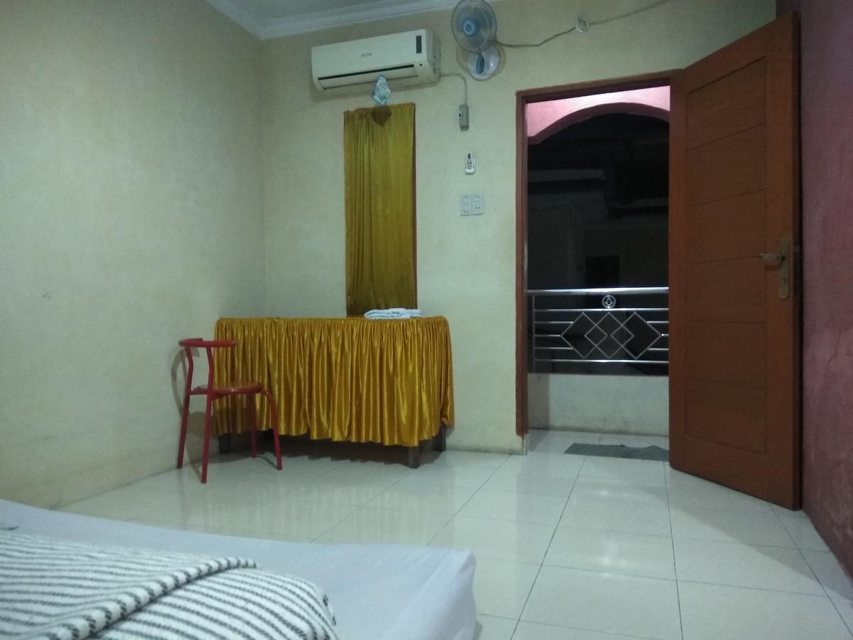 Pondok Cemara Hotel Medan Eksteriør billede